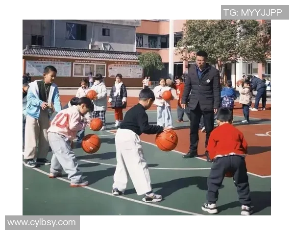 小学生篮球训练营开启快乐运动新篇章培养团队精神与健康成长